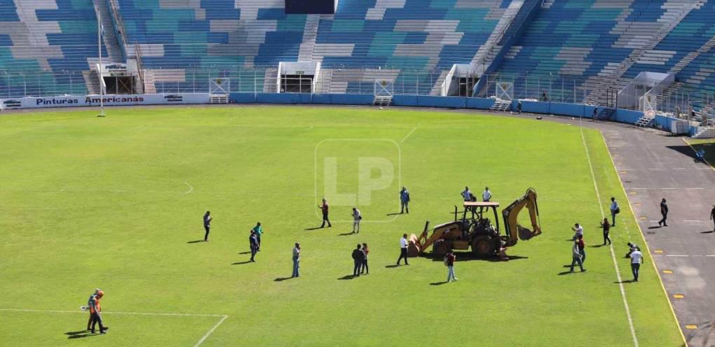 TMS Grass es la empresa encargada en llevar a cabo el millonario proyecto. Esta es presidida por el tico Enio Cubillo, que con éxito las instalaciones de césped híbrido en las canchas del Estadio Alejandro Morera Soto (Alajuelense, Costa Rica), Fello Meza (Cartaginés, Costa Rica) y Rommel Fernández (Panamá).