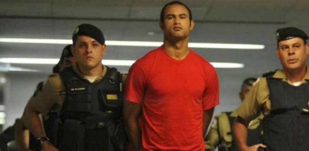 El guardameta brasileño fue encarcelado hace unos años luego de planear un dantesco crimen a la que fue en ese entonces su amante.