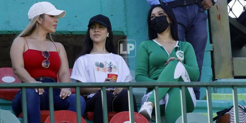 Las hermosas chicas que adornaron las gradas del estadio Yankel Rosenthal durante el partido Marathón-Platense.