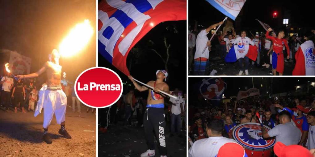 La afición del Olimpia celebró hasta la madrugada de 24 de diciembre en San Pedro Sula el tetracampeonato logrado por el equipo de Pedro Troglio tras ganar la Gran Final del Torneo Apertura 2021 al Real España.