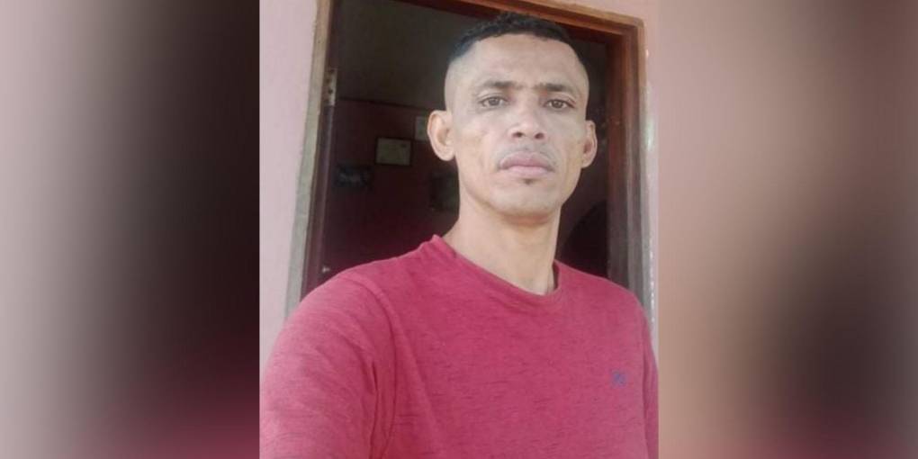 A Eduin Ramírez lo mataron en la colonia Corocol de El Progreso, su cuerpo sin vida quedó tendido en una calle de tierra y presentaba varios impactos de bala.