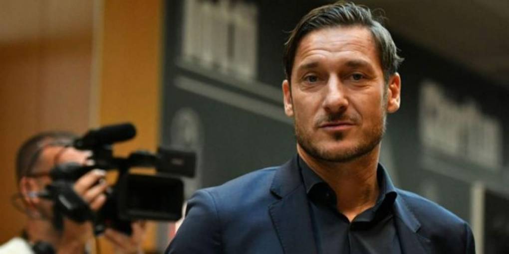 Hablar de Francesco Totti es referirse a una leyenda del fútbol italiano y principalmente de la Roma de la Serie A.