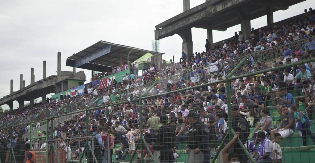 El festejo especial de la Sub-20 de Honduras tras clasificar a cuartos; crack llegó a verlos