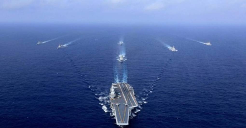 China también ha modernizado su Armada acelerando considerablemente la construcción de buques, submarinos, cruceros y portaviones nucleares.