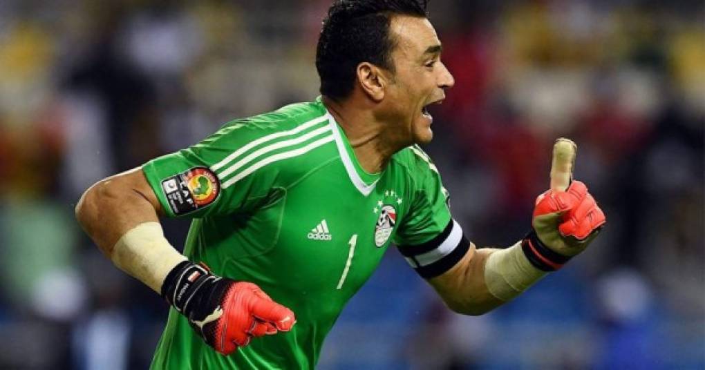 El portero egipcio Essam El Hadary a sus 45 años se convertirá además en el jugador más viejo de la historia de los Mundiales.