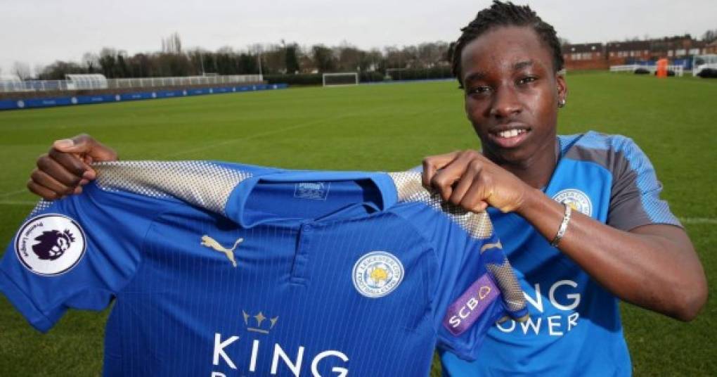 El Leicester anunció el fichaje del delantero de Mali Fousseni Diabaté, de 22 años y que hasta ahora jugaba en el Gazélec Ajaccio, de la Segunda de Francia. Diabaté firmó hasta 2022. Ha sido internacional Sub-20 y Sub-23 por Mali. Según medios británicos, el Leicester paga al club corso 4 millones de euros.