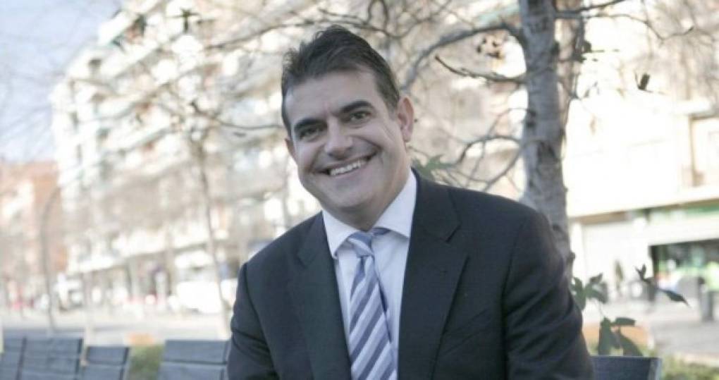 Lluís Fernández: Empresario de 53 años de edad que también aparece como candidato para llegar a la presidencia del Barcelona.