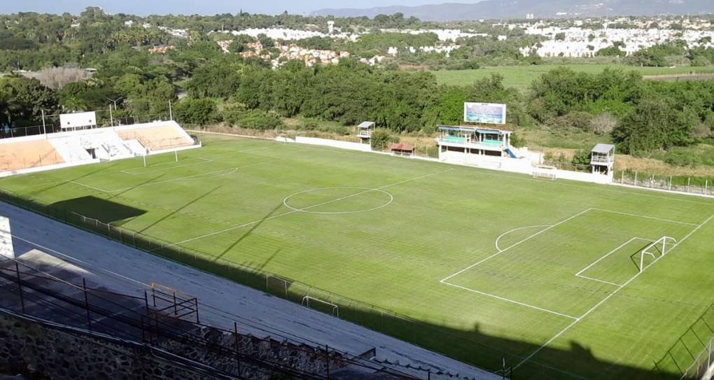 Eso sí, la cancha del estadio Mariano Matamoros luce en buenas condiciones para los entrenamientos que hará Honduras.