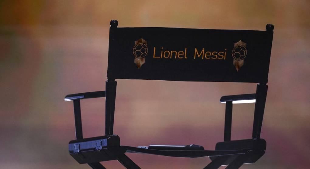 La gala del Balón de Oro 2021: La sorpresa para Messi, su gesto con Lewandowski y bellezas