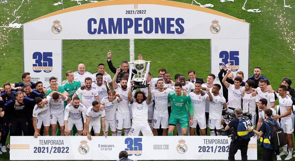 El Real Madrid de Carlo Ancelotti ganó este sábado su 35º título de campeón de España de fútbol de su historia, tras golear 4-0 al Espanyol a cuatro jornadas para el final de LaLiga