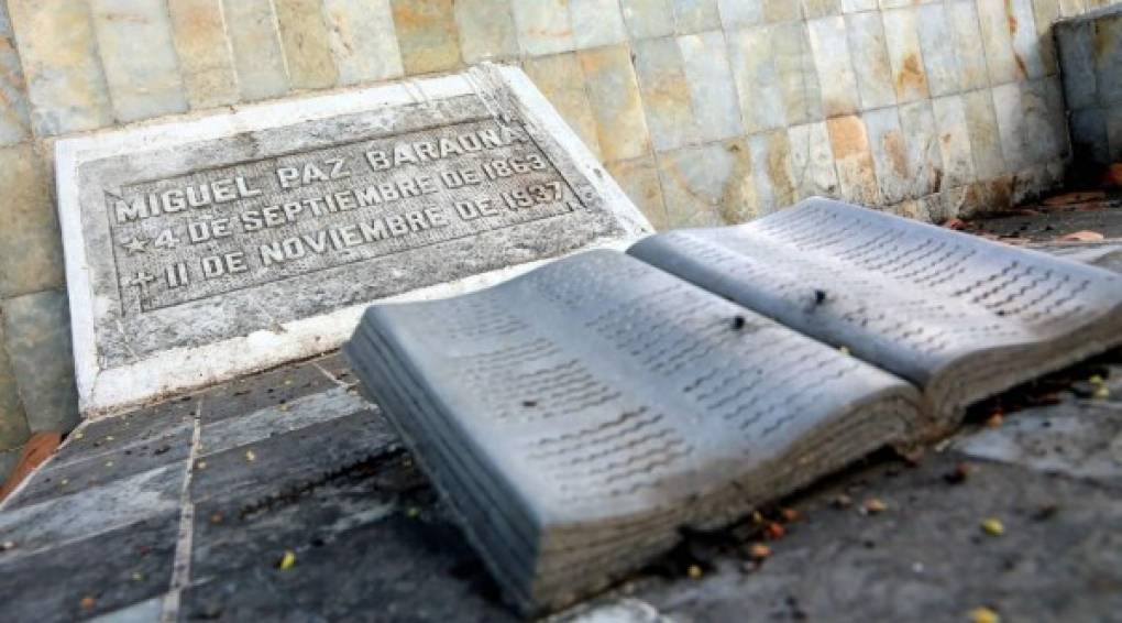 En el cementerio se encuentra la tumba emblemática del que fue presidente de Honduras, Miguel Paz Barahona, que nació un 4 de septiembre de 1863 y murió el 11 de noviembre de 1937.