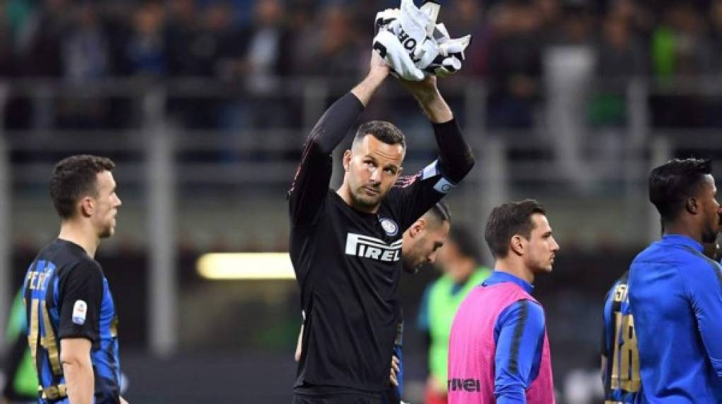 Samir Handanovic es el portero estrella del Inter de Milán, pero el principal problema, es que el esloveno no tiene competencia, ya que su suplente sólo ha disputado un partido, por lo que Keylor estaría perfecto para generar competencia interna en el equipo.