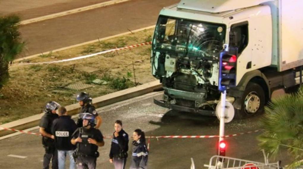 14 de julio de 2016 en Niza, Francia.<br/>Las celebraciones de la fiesta nacional francesa se vieron empañadas por el ataque con camión en esta ciudad del sur de Francia, en el que murieron 85 personas y más de 300 resultaron heridas.