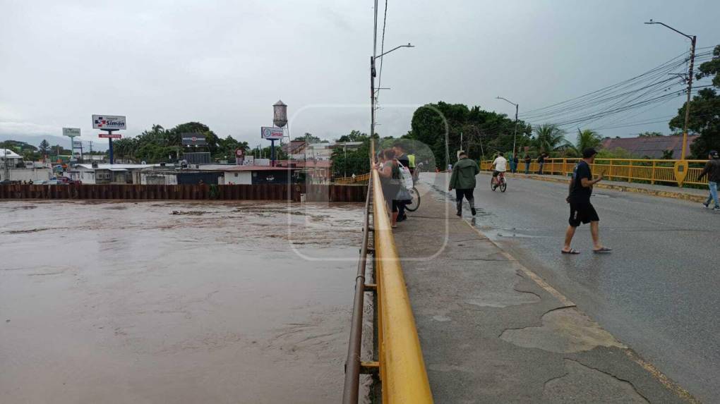 El caudal del río Chamelecón, que atraviesa el municipio de La Lima, Cortés. 