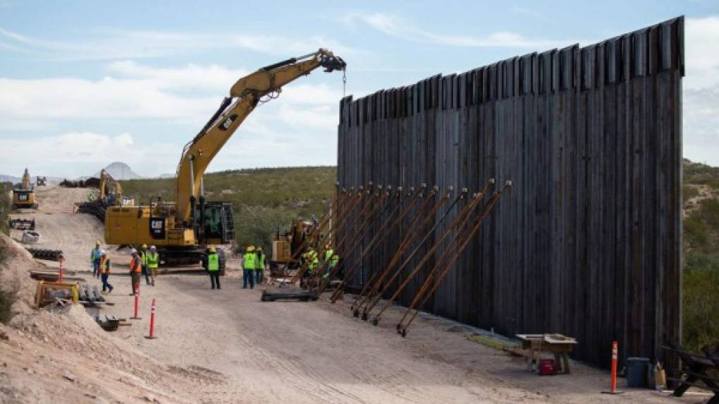 Durante la reciente campaña, Biden dio señales de querer revertir las políticas anti-inmigrantes de la administración Trump, que prometió detener casi toda la inmigración y expulsar a las más de 10 millones de personas que se estima viven en Estados Unidos.