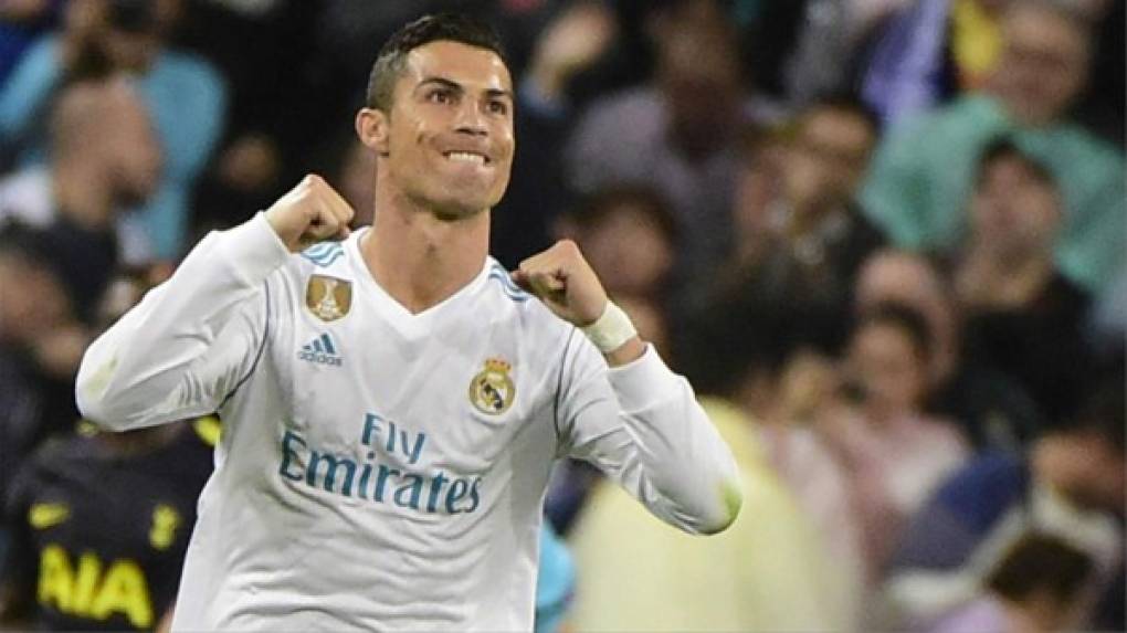 Leyenda. Cristiano Ronaldo es el máximo goleador histórico de Real Madrid con 450 goles. Es el máximo goleador histórico de la Champions League con 120 goles, de los cuales 105 los marcó como madridista.