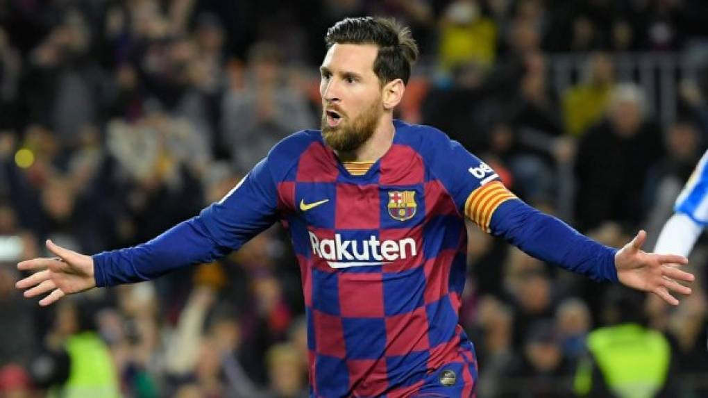 3. Lionel Messi - 400 millones de dólares - El astro argentino tiene su marca de ropa, hace publicidad y es el mejor pagado en el Barcelona.