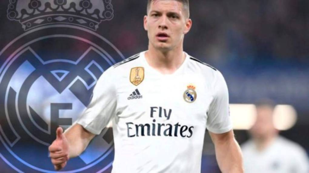 El Real Madrid ha fichado al delantero serbio Luka Jovic por 60.000.000 € (+5M€ en variables). Firma hasta junio de 2025 y llega procedente del Eintracht de Frankfurt de Alemania. El atacante era pretendido por Barcelona y la Juventus.