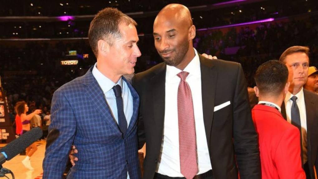 Rob Pelinka, exagente y amigo íntimo de Kobe Bryant, reveló que recibió un mensaje de la estrella de la NBA en el cual le pedía un favor. En ese momento, Kobe ya se encontraba en el helicóptero.