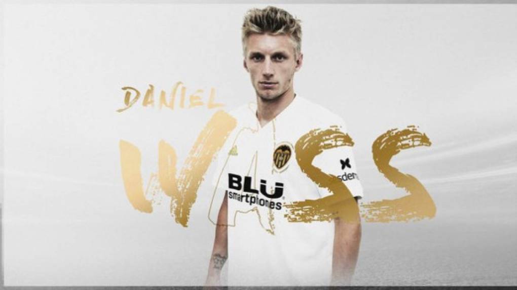 El centrocampista danés Daniel Wass ha firmado con el Valencia para las cuatro próximas temporadas. Ya ha sido presentado.