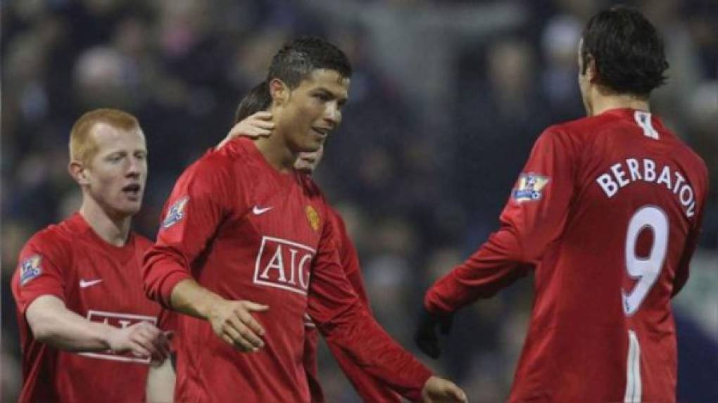 Richard Eckersley formó parte del Manchester United en el que Cristiano Ronaldo se convirtió en Balón de Oro antes de ir al Real Madrid. El inglés puede presumir de haber sido compañero de CR7; pero su vida ha dado un giro de 180 grados.<br/><br/>