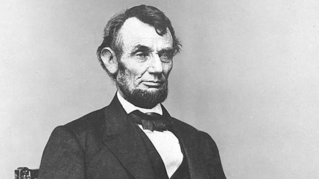 Considerado por muchos estadounidenses como el mejor presidente de la historia de EEUU, Abraham Lincoln gobernó entre el 4 de marzo de 1861 hasta su asesinato el 15 de abril de 1865.