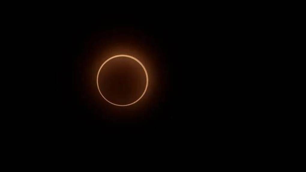 Cabe detallar que, este eclipse solar que ocurrirá este 8 de abril posee características únicas que prometen convertirlo en un espectáculo aún más impresionante dado a destellos solares nunca antes visto.