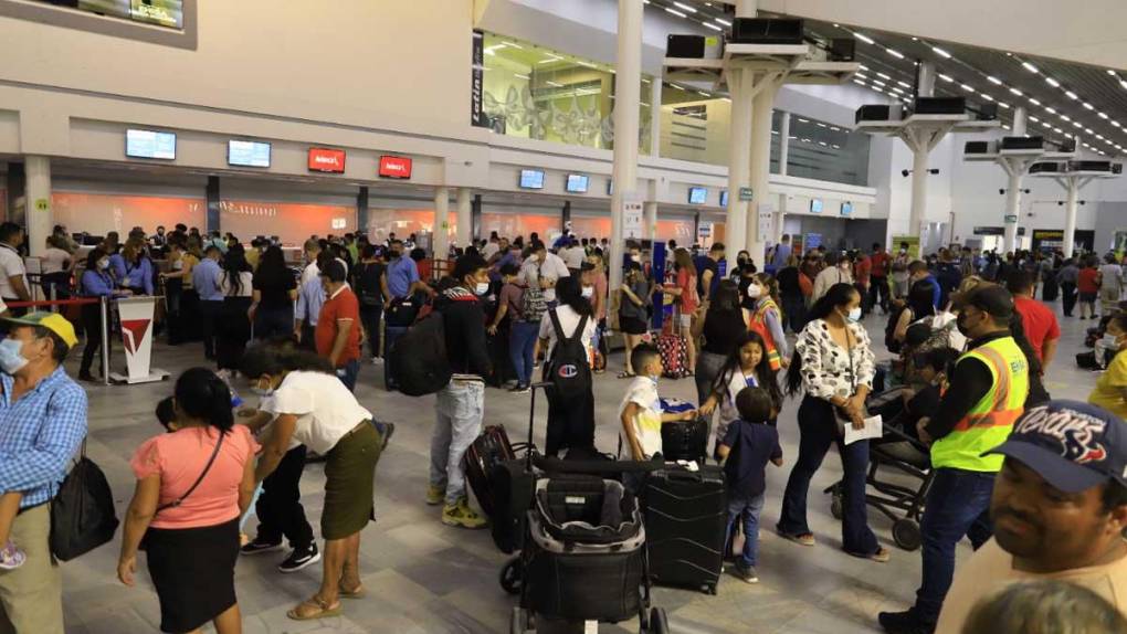 Mantequilla y tustacas entre los productos más decomisados en el aeropuerto de San Pedro Sula