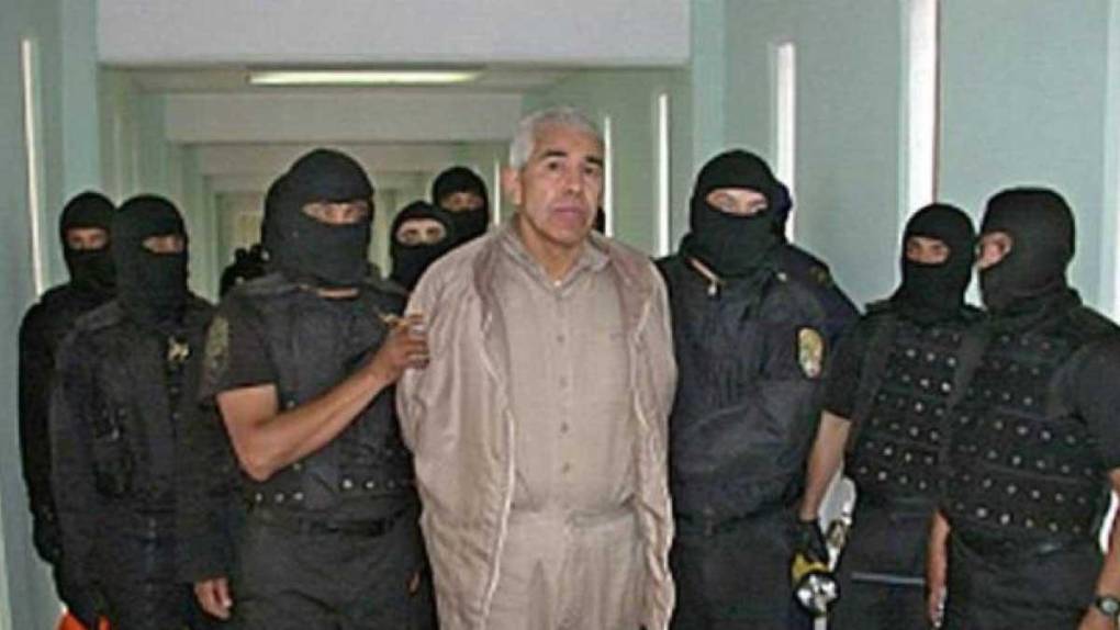 A finales de noviembre de 2019, una jueza federal mexicana otorgó al capo un amparo contra la extradición a Estados Unidos, donde era requerido por el asesinato del agente de la DEA en 1985.