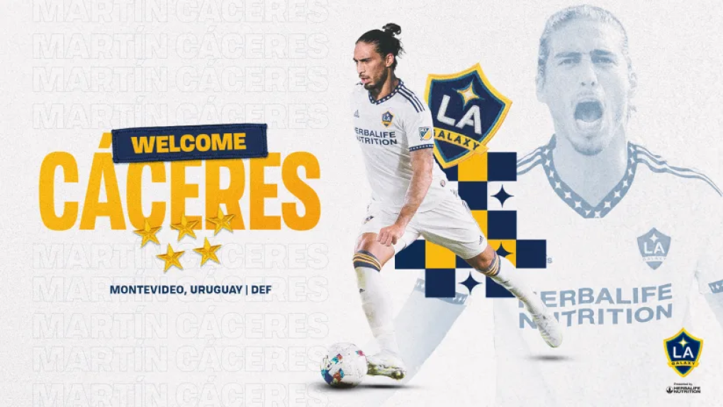 OFICIAL: El defensor uruguayo Martín Cáceres es nuevo jugador de LA Galaxy de la MLS. El zaguero llega procedente del Levante de España y firma hasta final de año.