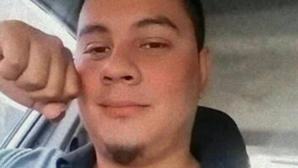 Jimmy Alexander Guzmán, de 23 años de edad, uno de los que perdió la vida en el accidente.