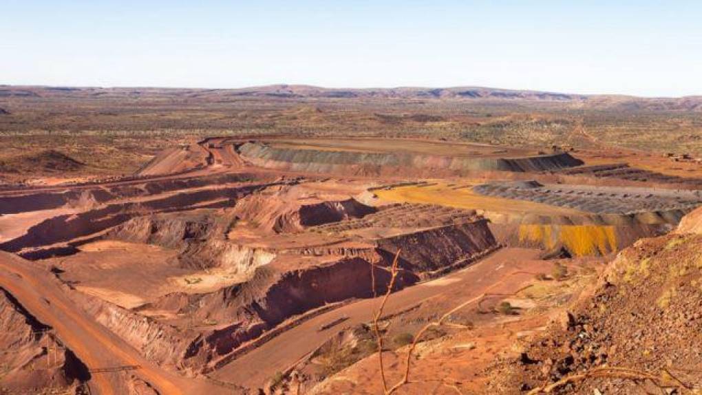 El dispositivo radiactivo es parte de un medidor de densidad que había sido utilizado en la mina Gudai-Darri de Rio Tinto, en la remota región de Kimberley en Australia Occidental. El Consejo de Radiación de Australia Occidental ha abierto una investigación para determinar cómo se pudo extraviar la capsula radiactiva, aunque no ha precisado cuándo publicará su informe final.