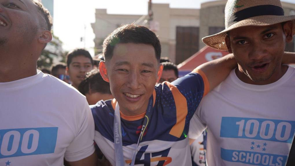 Shin participó en los 21 kilómetros en la 47 edición de la Maratón de LA PRENSA.