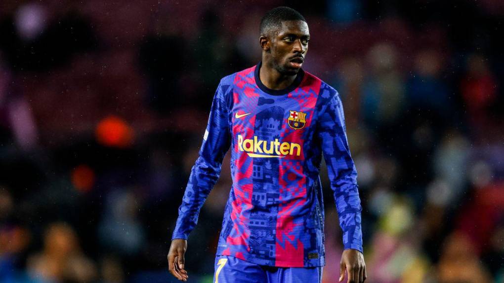 Según apunta el diario alemán Bild, el Bayern Múnich está atento a la situación de Ousmane Dembélé con el Barcelona. El extremo francés, que concluye su vínculo con el club culé en 2022, sigue sin renovar y el equipo alemán intentaería su fichaje si fracasa en sus acciones para renovar a Kingsley Coman.