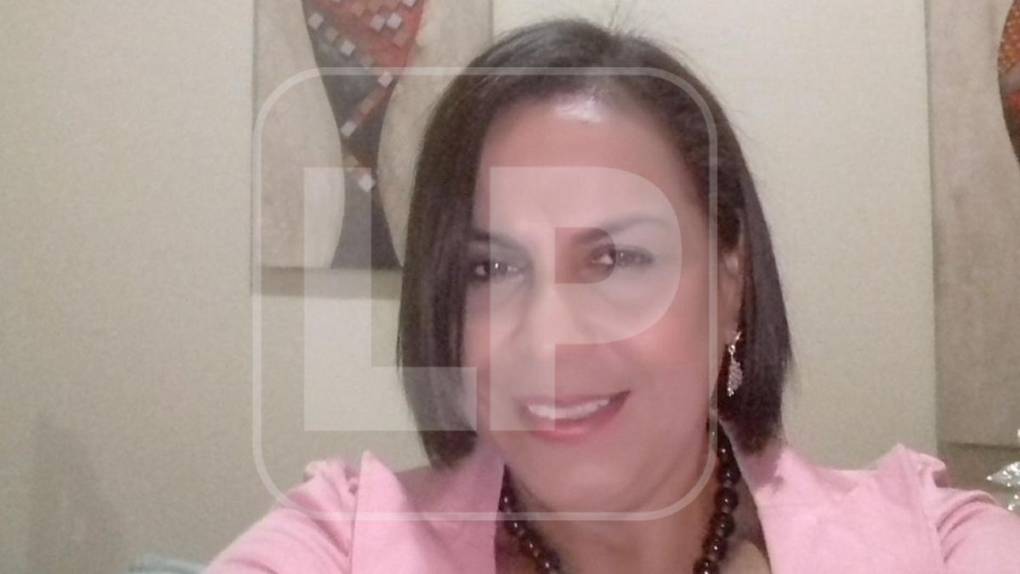 Claudia Mónica Medina Rivera (51) falleció tras ser atropellada por un carro cuando caminaba por una de las calles de la colonia Villas del Campo de San Pedro Sula.. 