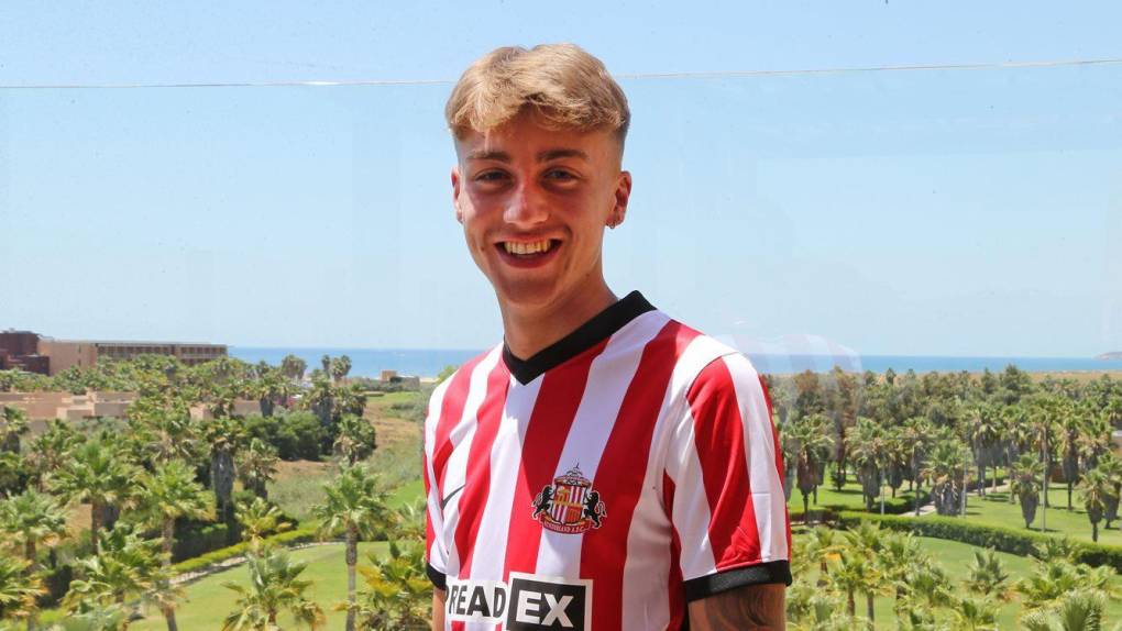 El Sunderland ha fichado al extremo inglés Jack Clarke, quien llega procedente del Tottenham. 