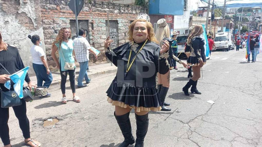 Acuerpando a la Resistencia, así desfiló la comunidad LGTBI+ en Tegucigalpa (Fotos)