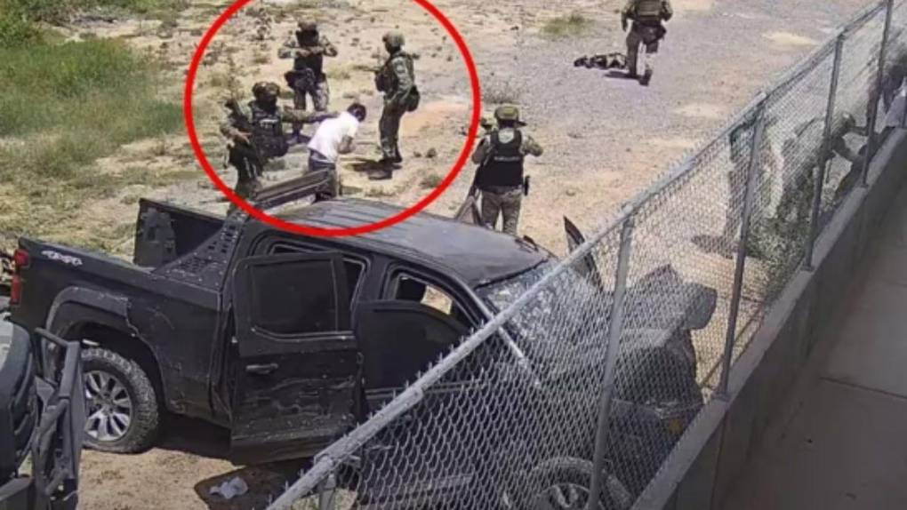 Sin embargo, días después en un video se mostró que los cinco hombres no se opusieron al arresto y fueron asesinados a sangre fría por los militares.