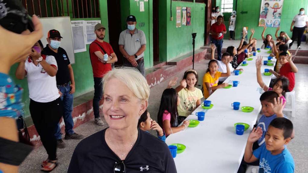 Cindy McCain conocerá cómo EEUU y la ONU colaboran para reducir el hambre en Honduras