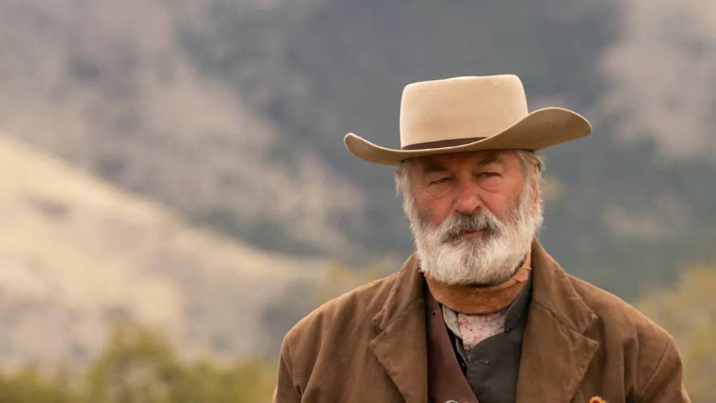 Camerimage, un festival centrado en la labor de los directores de Fotografía, quiere honrar la memoria de Hutchins con la proyección especial del filme, que supondrá su estreno mundial, y que contará con la presencia del director de ‘Rust’, Joel Souza, y de la directora de Fotografía Bianca Cline, que sustituyó a la fallecida.