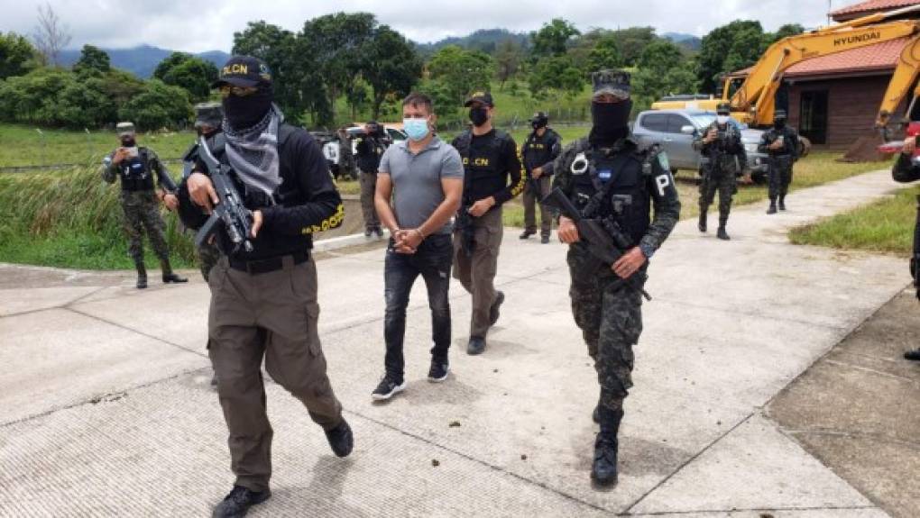 Óscar Fernando Santos Tobar, alias “El Teto” será presentado hoy en la audiencia de información de extradición en los tribunales de Tegucigalpa.