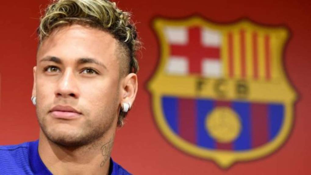 Neymar: En las últimas horas se informa que el fichaje top que busca Barcelona para la próxima campaña .