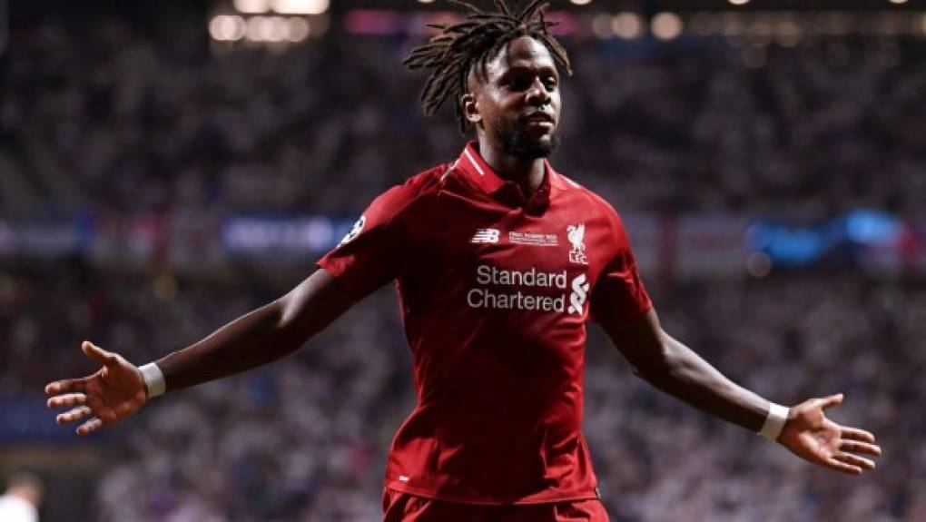 Divock Origi confirma que su agente tiene una propuesta de renovación del Liverpool. El delantero belga, concentrado con Bélgica, acaba contrato en 2020: 'El Liverpool sabe lo que puedo aportar y le ha hecho a mi agente recientemente una oferta para renovar. Ese es un primer paso. Me siento bien allí y creo que eso es importante'.