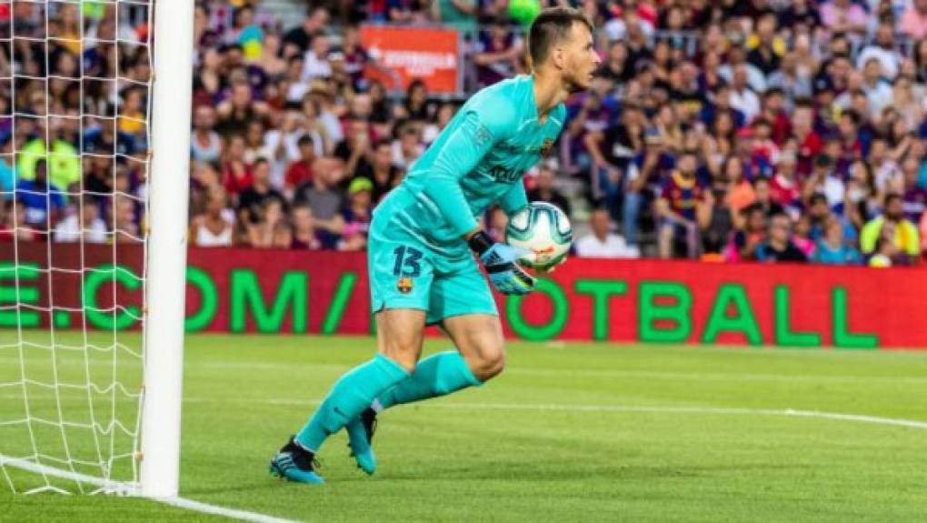 Neto: Portero titular ante la lesión de Ter Stegen.