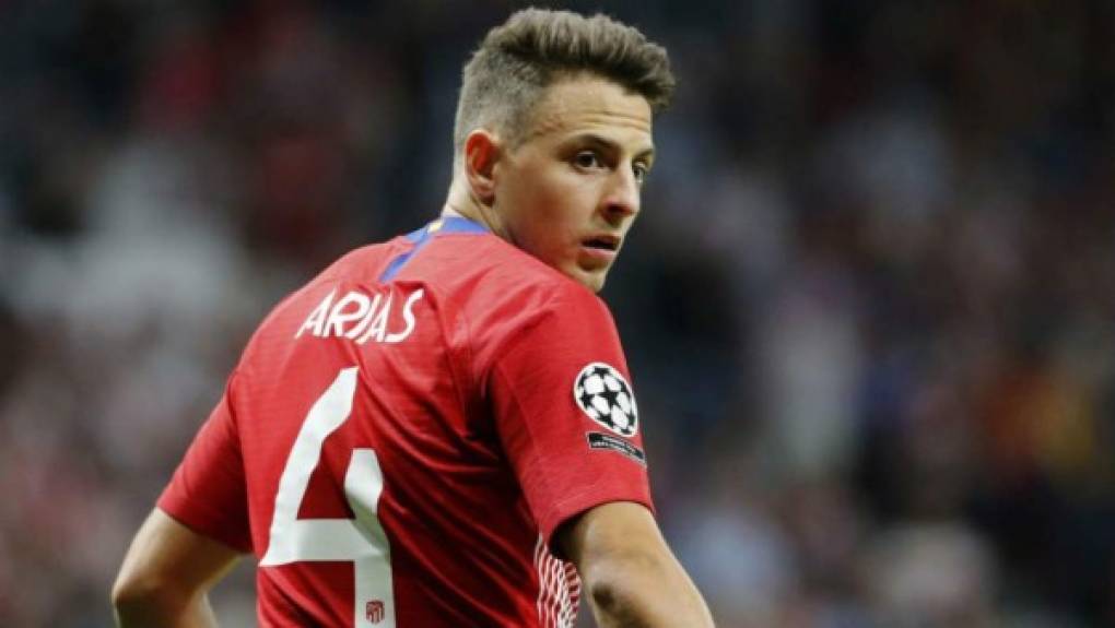 Según informa 'Kicker', el Bayer Leverkusen busca a Santiago Arias. La continuidad del lateral en el Atlético de Madrid es complicada por lo que se podría marchar a la Bundesliga.