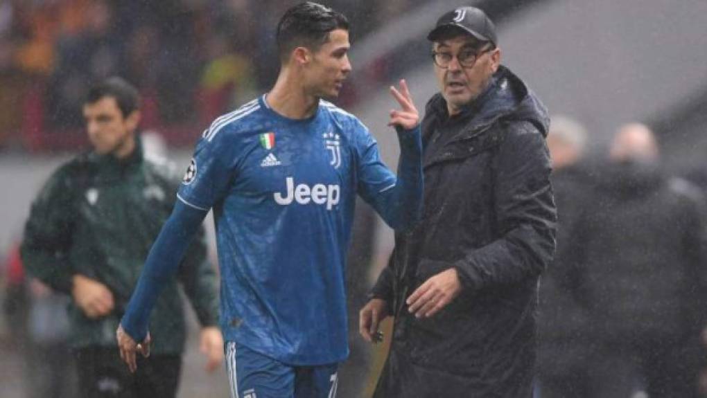 La RAI indica que la primera exigencia de CR7 a la Juventus fue cambiar a Maurizio Sarri del banquillo de la Juventus. Petición que se le concedió el pasado sábado.