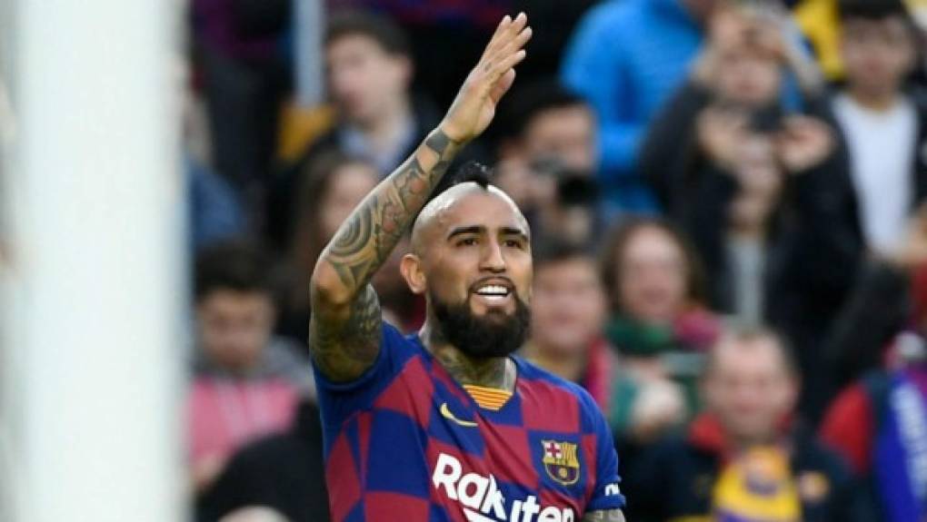 Arturo Vidal: El centrocampista chileno estaría llegando del Newcastle luego de la inversión del príncipe de Arabia Saudita.