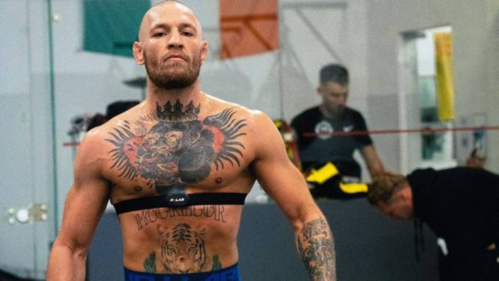 1: Connor McGregor (lucha) - Irlanda - 180 millones de dólares.