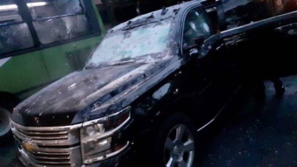 Comando armado del Cartel Jalisco acribilla camioneta del jefe de policía de Ciudad de México