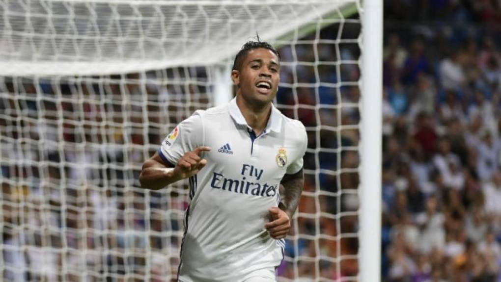 Mariano Díaz: El delantero de 25 años de edad llegó para reemplazar a Cristiano Ronaldo, pero no ha podido destacar en Real Madrid.